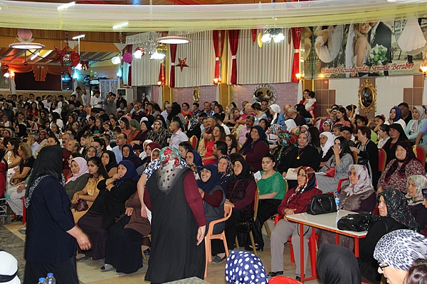 Dinar MHP ilçe Başkanı Karahan’ın Kızı Nişanlandı