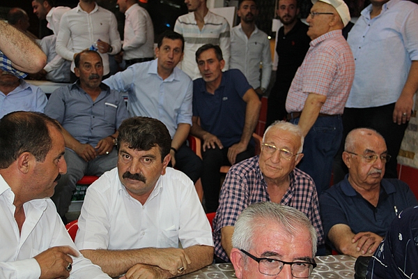 Dinar MHP ilçe Başkanı Karahan’ın Kızı Nişanlandı