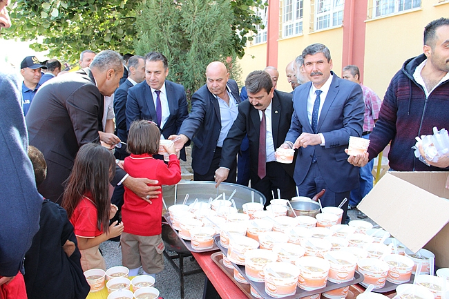 Dinar'da İlköğretim Haftası Kutlandı
