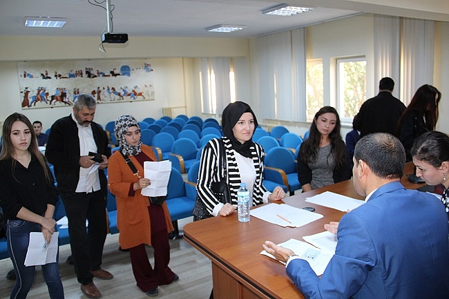 Dinar'da Temizlik İşçisi ve Güvenlik için mülakat yapıldı