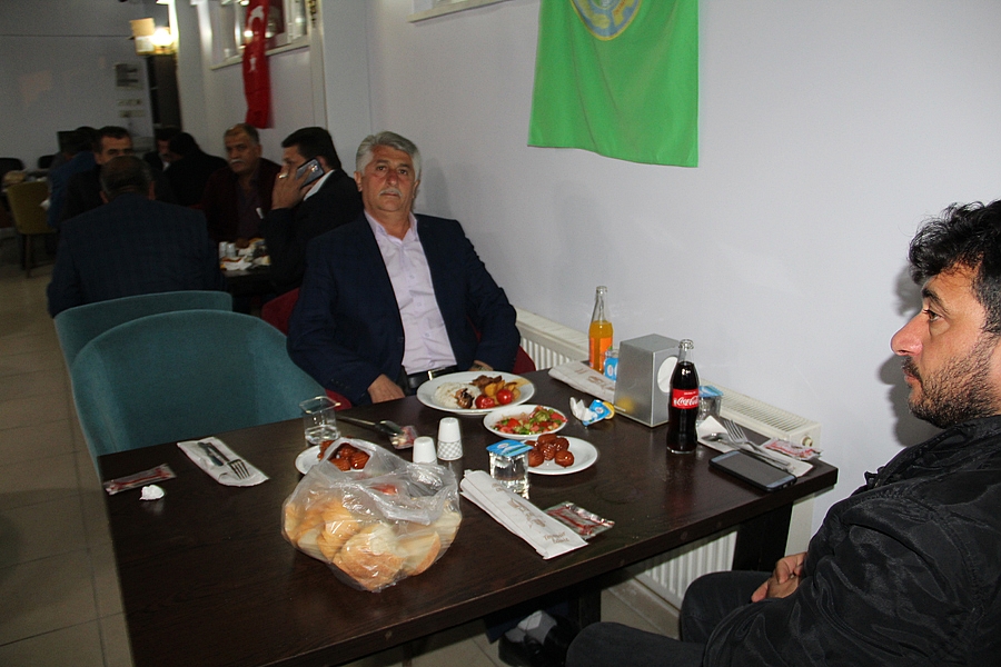 Dinar Ziraat Odasından Muhtarlar Gününde Özel Yemekli Gece