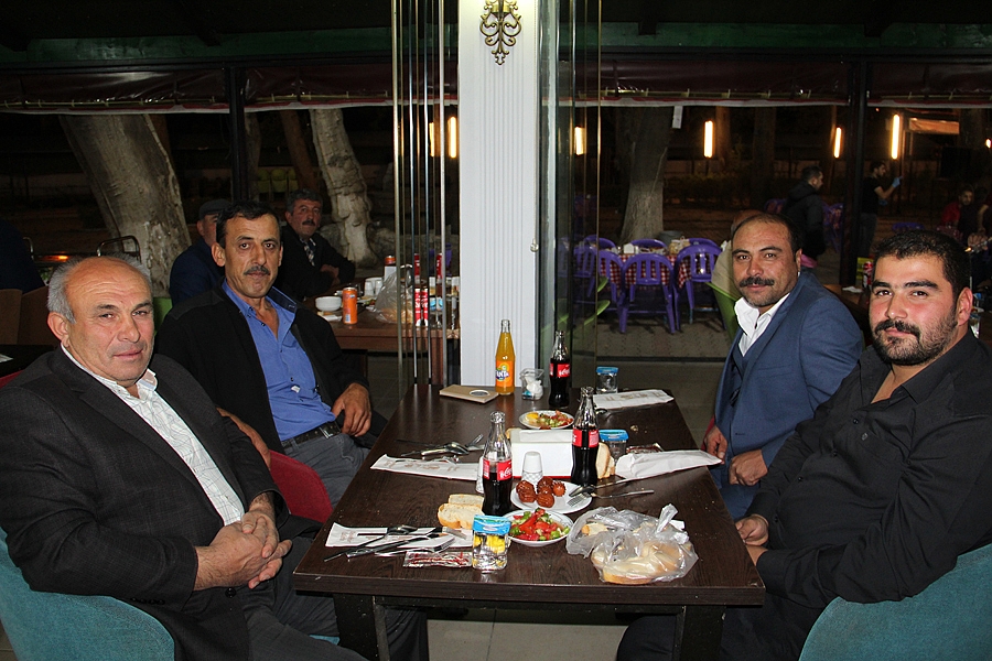 Dinar Ziraat Odasından Muhtarlar Gününde Özel Yemekli Gece