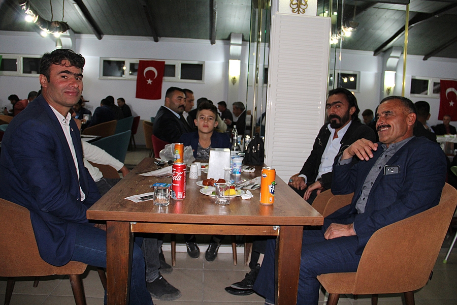 Dinar Ziraat Odasından Muhtarlar Gününde Özel Yemekli Gece