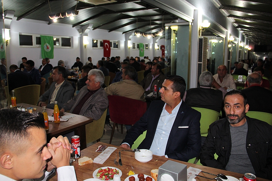 Dinar Ziraat Odasından Muhtarlar Gününde Özel Yemekli Gece