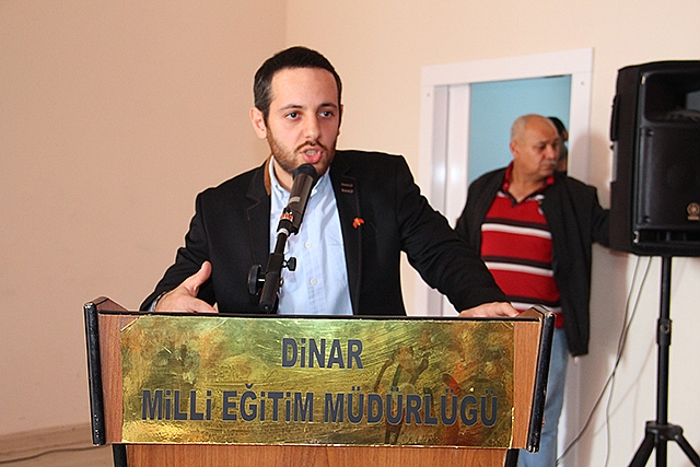 Dinar'da 29 Ekim Cumhuriyet Bayramı Çelenk Koyma Töreni