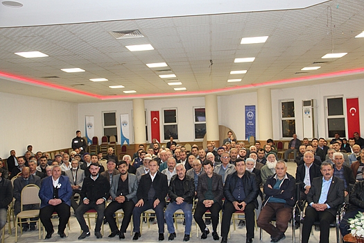 Dinar'da Mevlid-i Nebi, "Peygamberimiz ve Aile" konulu konferans Verildi 