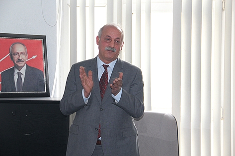 Dinar CHP'de 3 Aday Birleşerek Güç Birliği Yaptı