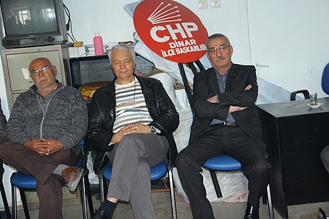 Dinar CHP'de 3 Aday Birleşerek Güç Birliği Yaptı