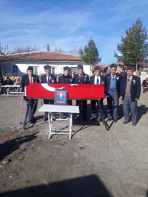 Dinar da Kore Gazisi Son Yolculuğuna Uğurlandı