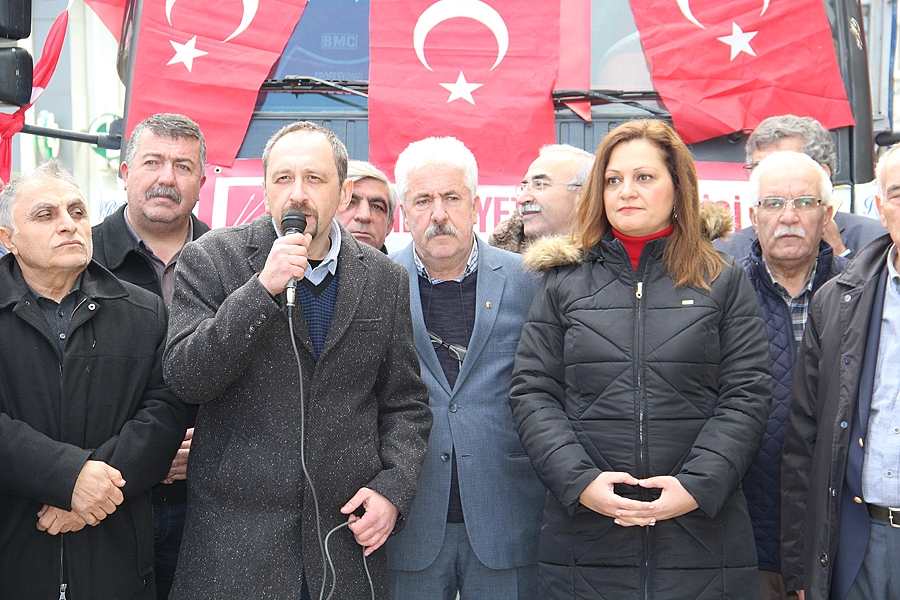 CHP Dinar’dan Elazığ ve Malatya’ya Yardım Kamyonu Yola Çıktı