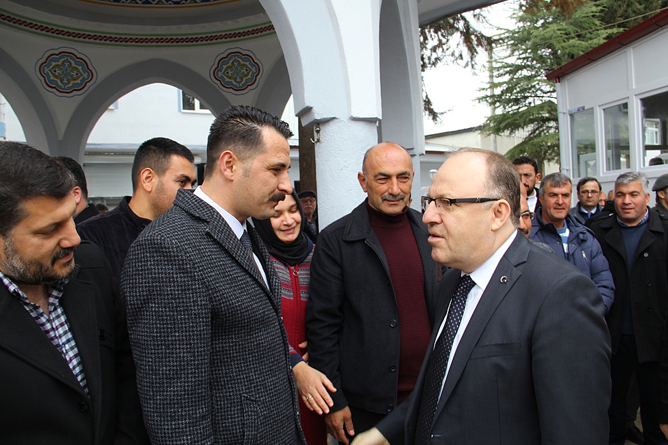 Vali Mustafa Tutulmaz Dinar'da Şehit Yüzbaşı Şahin'in Mevlüt'üne Katıldı