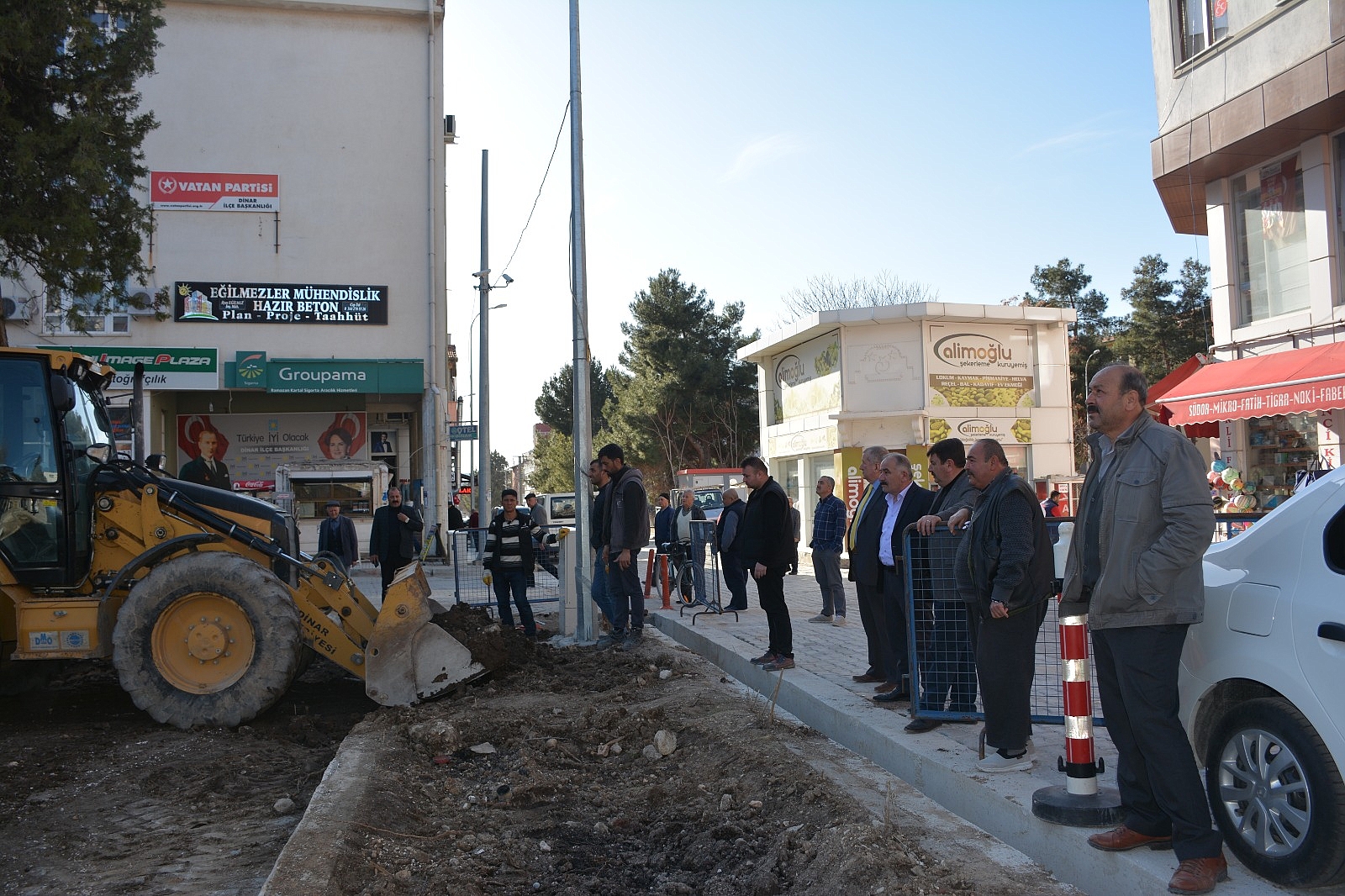 İlçemize yakışır bir meydan için çalışıyoruz