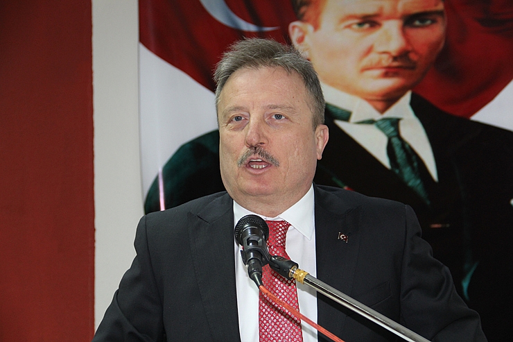 İYİ Parti Dinar'da 2. Olağan Kongresini Yaptı