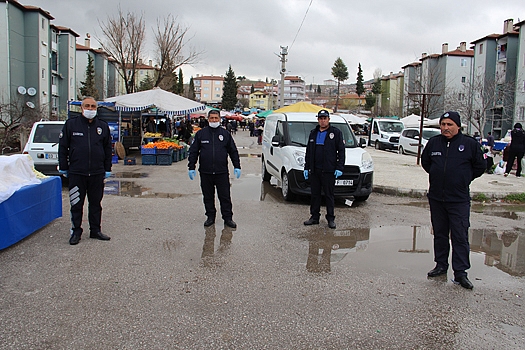 Dinar Sebze Pazarında Zabıta Ekipleri Coronavirüs Tedbirleri Aldı. Video HABER