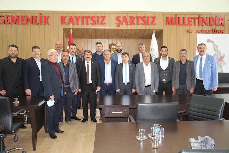 Dinar'da Muhtarlar Günü kutlandı