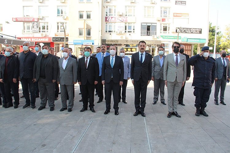 Dinar'da Muhtarlar Günü kutlandı