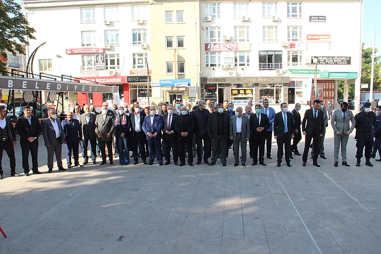 Dinar'da Muhtarlar Günü kutlandı