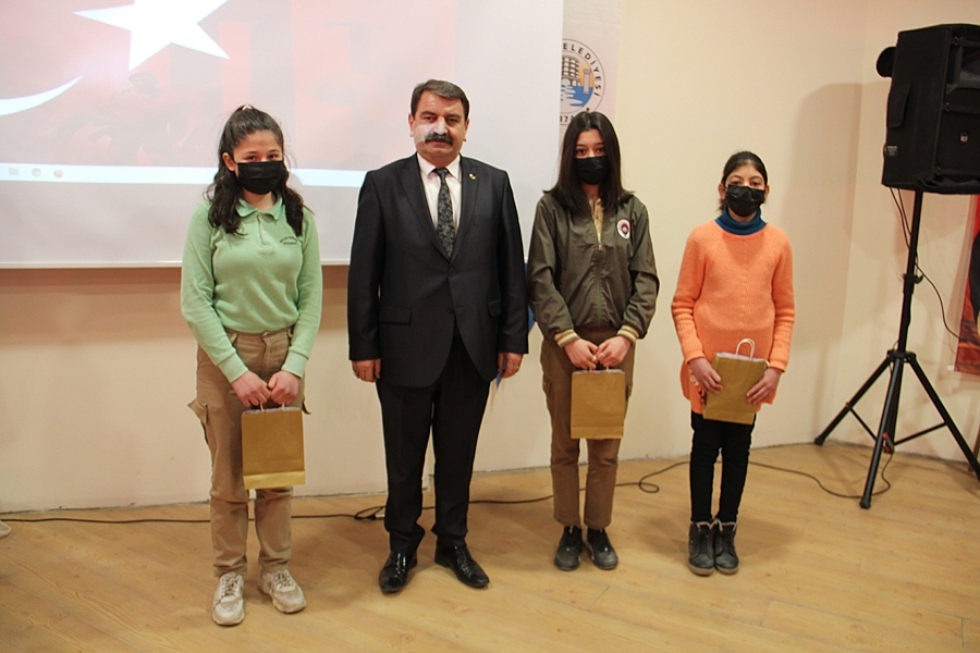Dinar ilçesinde, 18 Mart Çanakkale Zaferi ve Şehitleri anma günü programı