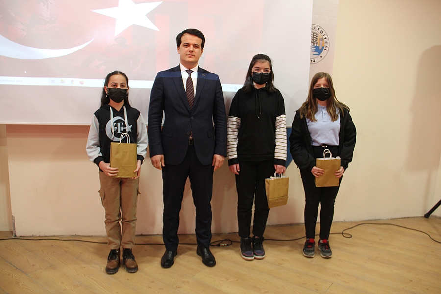 Dinar ilçesinde, 18 Mart Çanakkale Zaferi ve Şehitleri anma günü programı