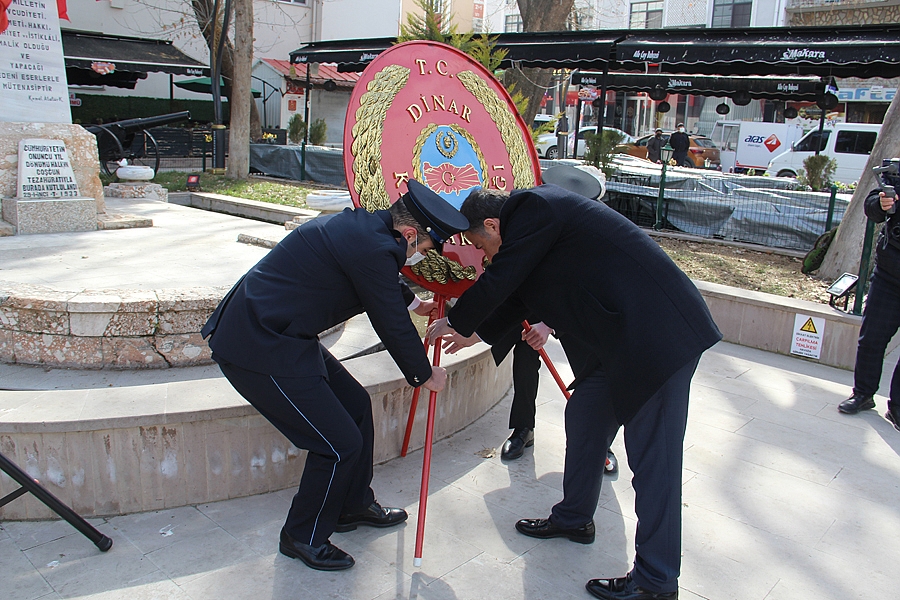 Dinar ilçesinde, 18 Mart Çanakkale Zaferi ve Şehitleri anma günü programı