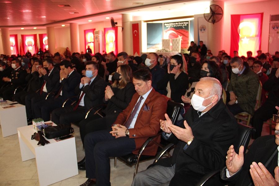 Dinar ilçesinde, 18 Mart Çanakkale Zaferi ve Şehitleri anma günü programı