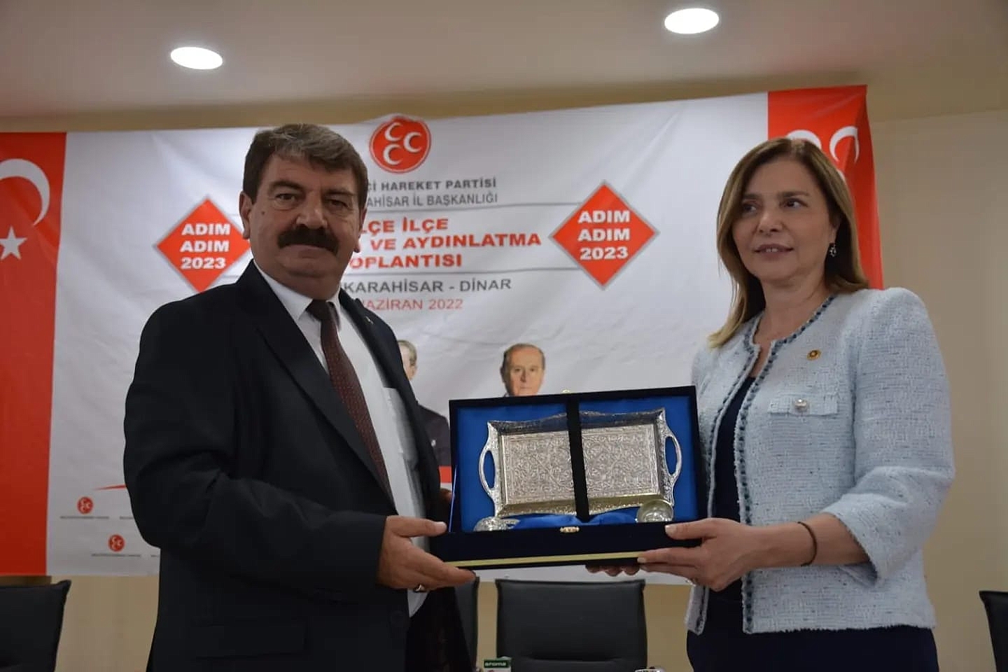 Belediye Başkanımız Nihat Sarı, İlçemizde gerçekleşen Adım Adım 2023, İlçe, İlçe Anlatma ve Aydınlatma Toplantısına katıldı