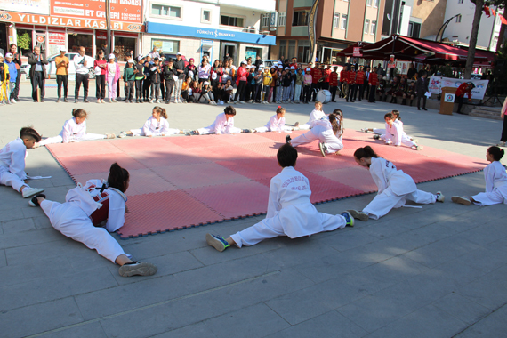 Dinar’da Spor Haftası Kutlandı