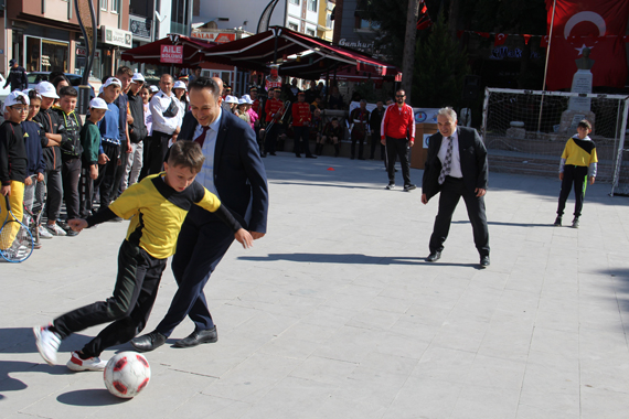 Dinar’da Spor Haftası Kutlandı