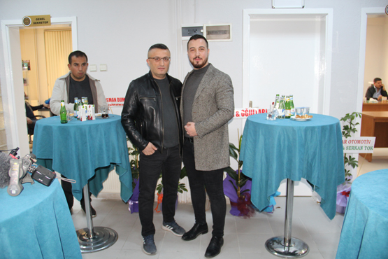 VELİ ÖZCAN MAZBATAYI ALDI