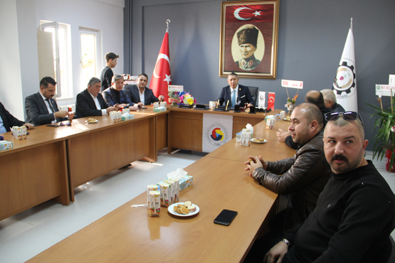 VELİ ÖZCAN MAZBATAYI ALDI