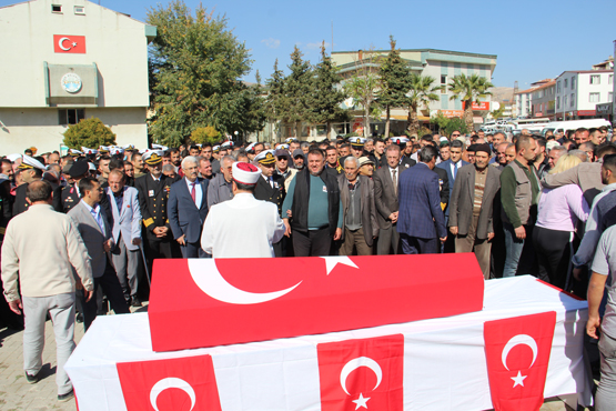 Dinar'da Uzman Çavuş Muhammed Mustafa Özdemir Göz Yaşları İle Toprağa Verildi