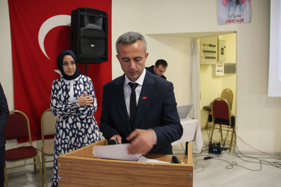 Dinar’da 24 Kasım Öğretmenler günü kutlandı