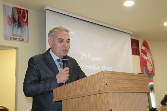 Dinar’da 24 Kasım Öğretmenler günü kutlandı