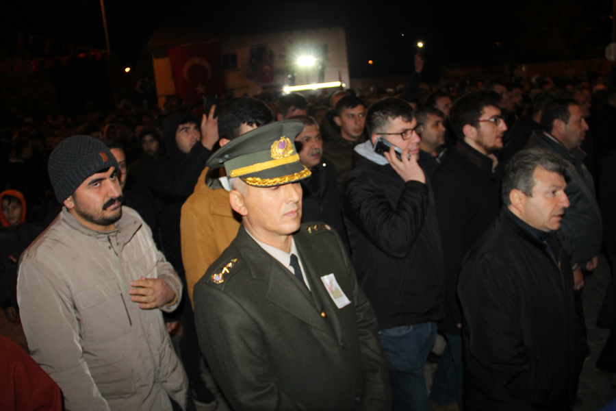 Şehit Hakan Köroğlu Dualarla Toprağa Verildi