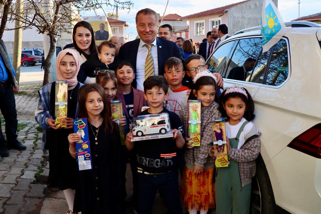 HAKAN ŞEREF OLGUN, “SON BAYRAMIMIZ OLSUN”