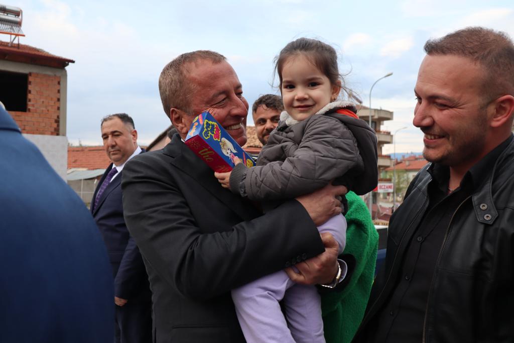 HAKAN ŞEREF OLGUN, “SON BAYRAMIMIZ OLSUN”