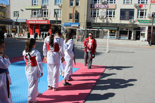 Dinar’da Spor Haftası Kutlandı