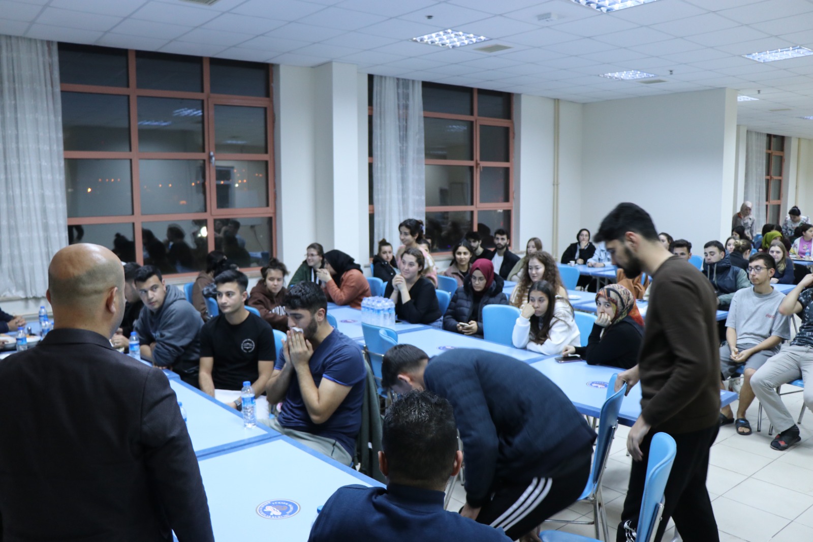 Başkan Sarı, Yurt öğrencileriyle bir araya geldi 