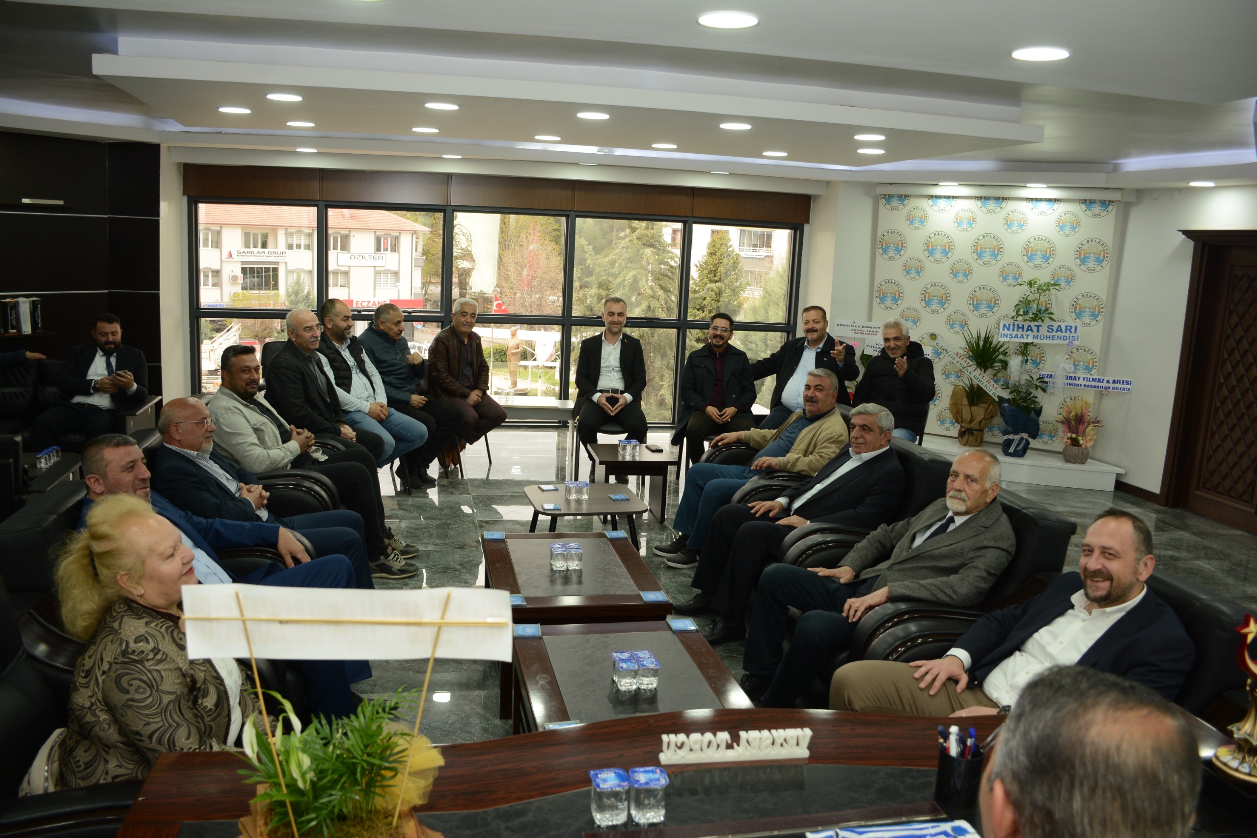 CHP Dinar İlçe Başkanı Ali Arıkan, Veysel Topçu'ya Ziyarette Bulundu 