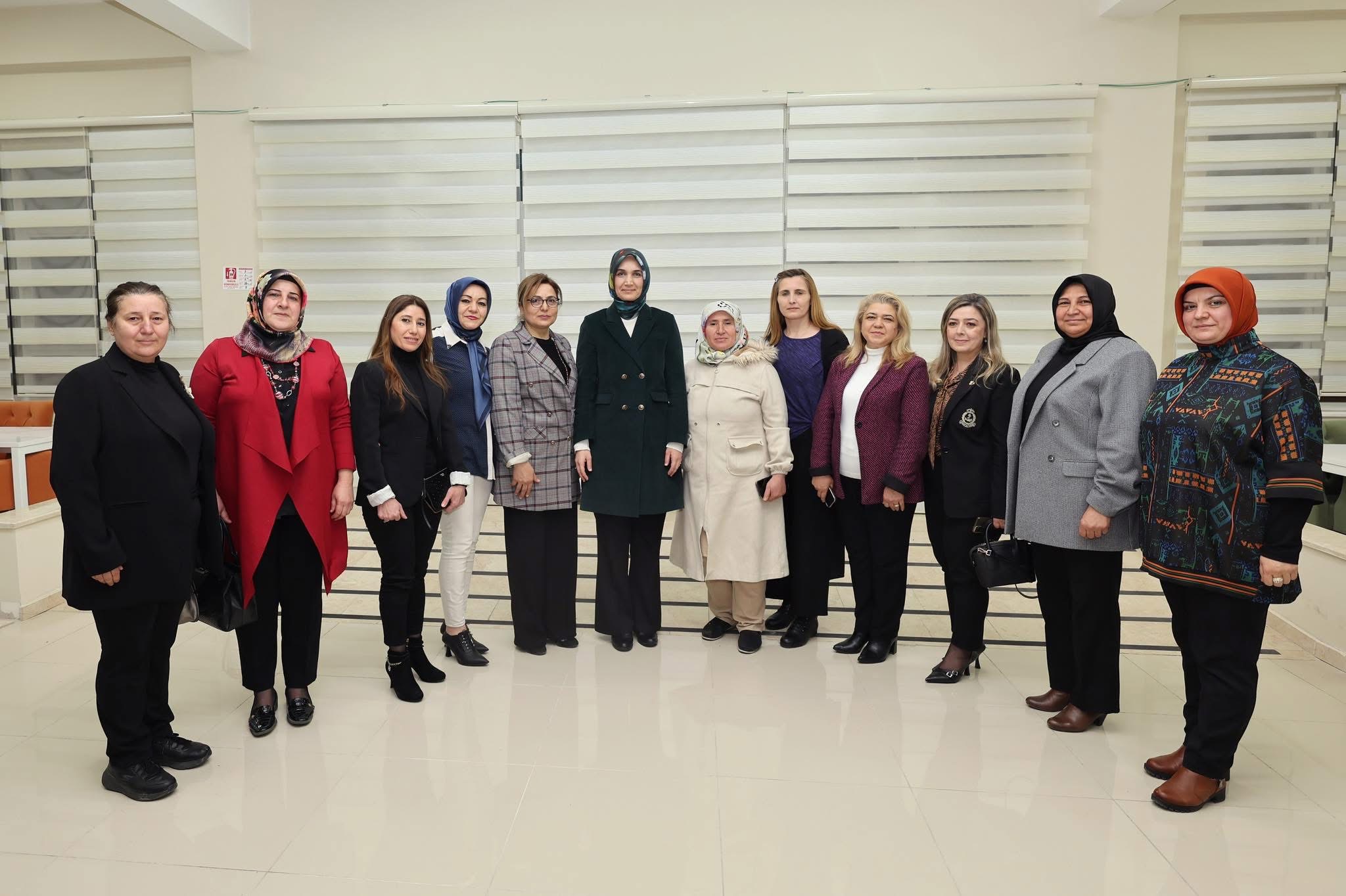 Vali Yiğitbaşı Muhtarlarla İftar Programında Buluştu