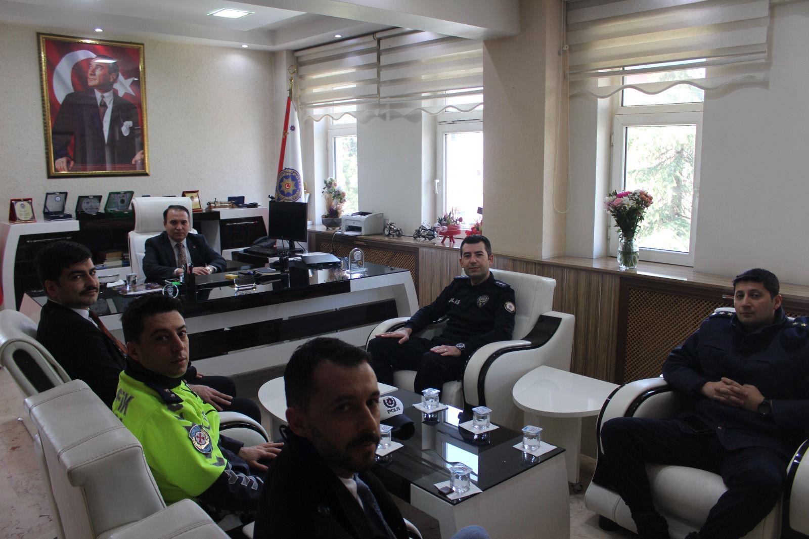 İLÇEMİZDE 10 NİSAN POLİS HAFTASI KUTLANDI.