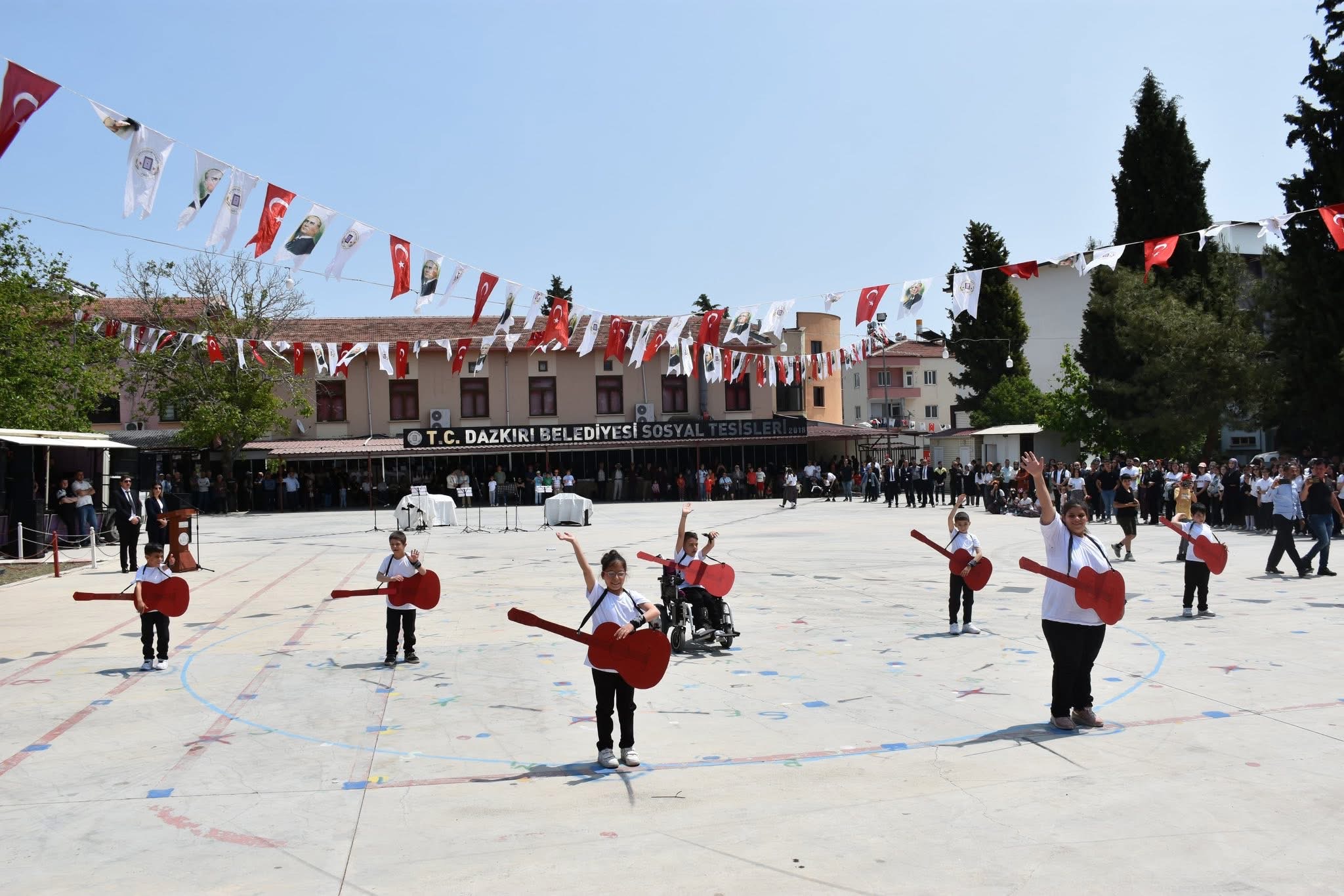 Dazkırı'da 19 Mayıs Coşkuyla Kutlandı
