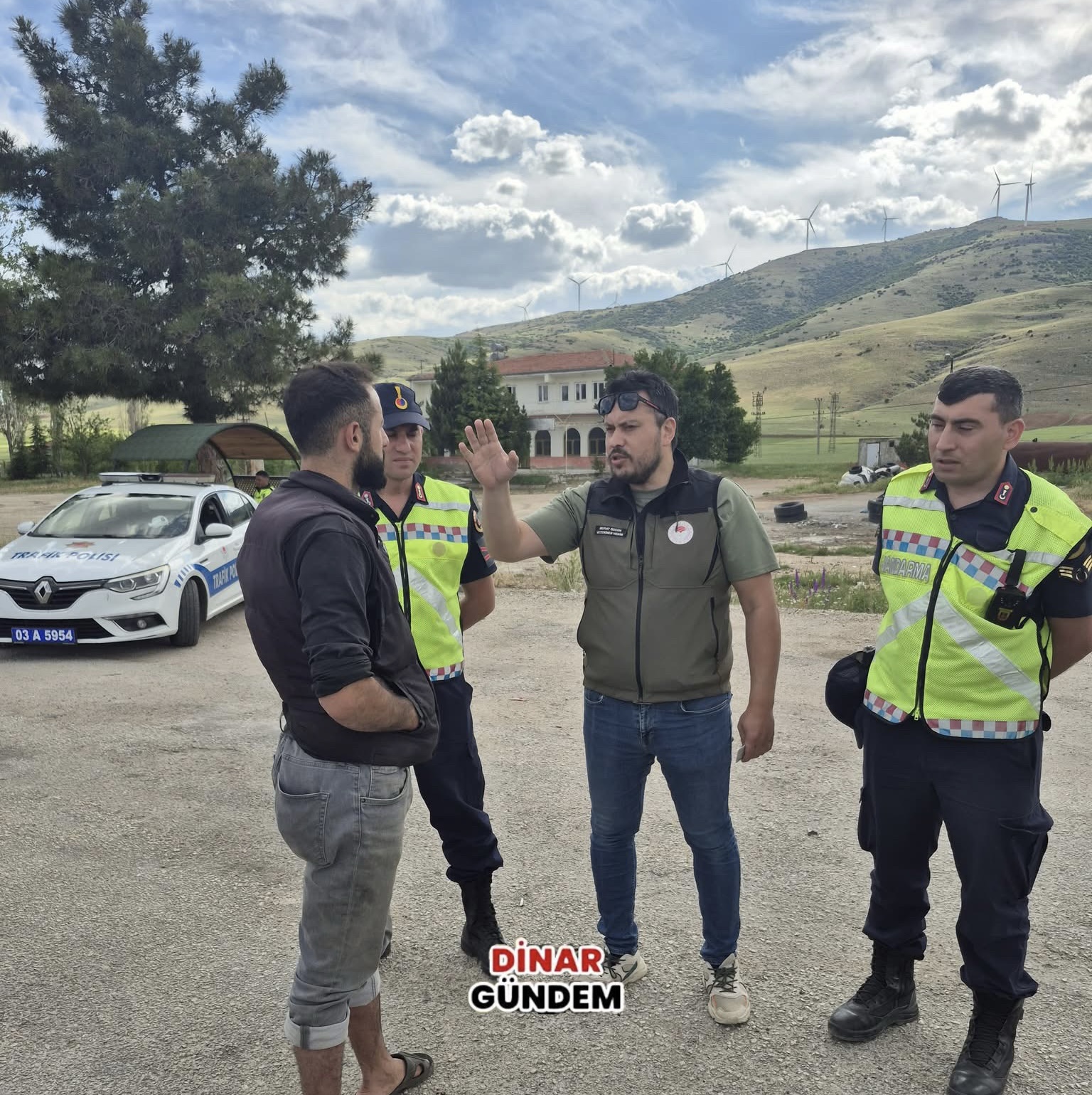 KURBAN BAYRAMI ÖNCESİ CANLI HAYVAN YOL KONTROLLERİ ARALIKSIZ DEVAM EDİYOR...