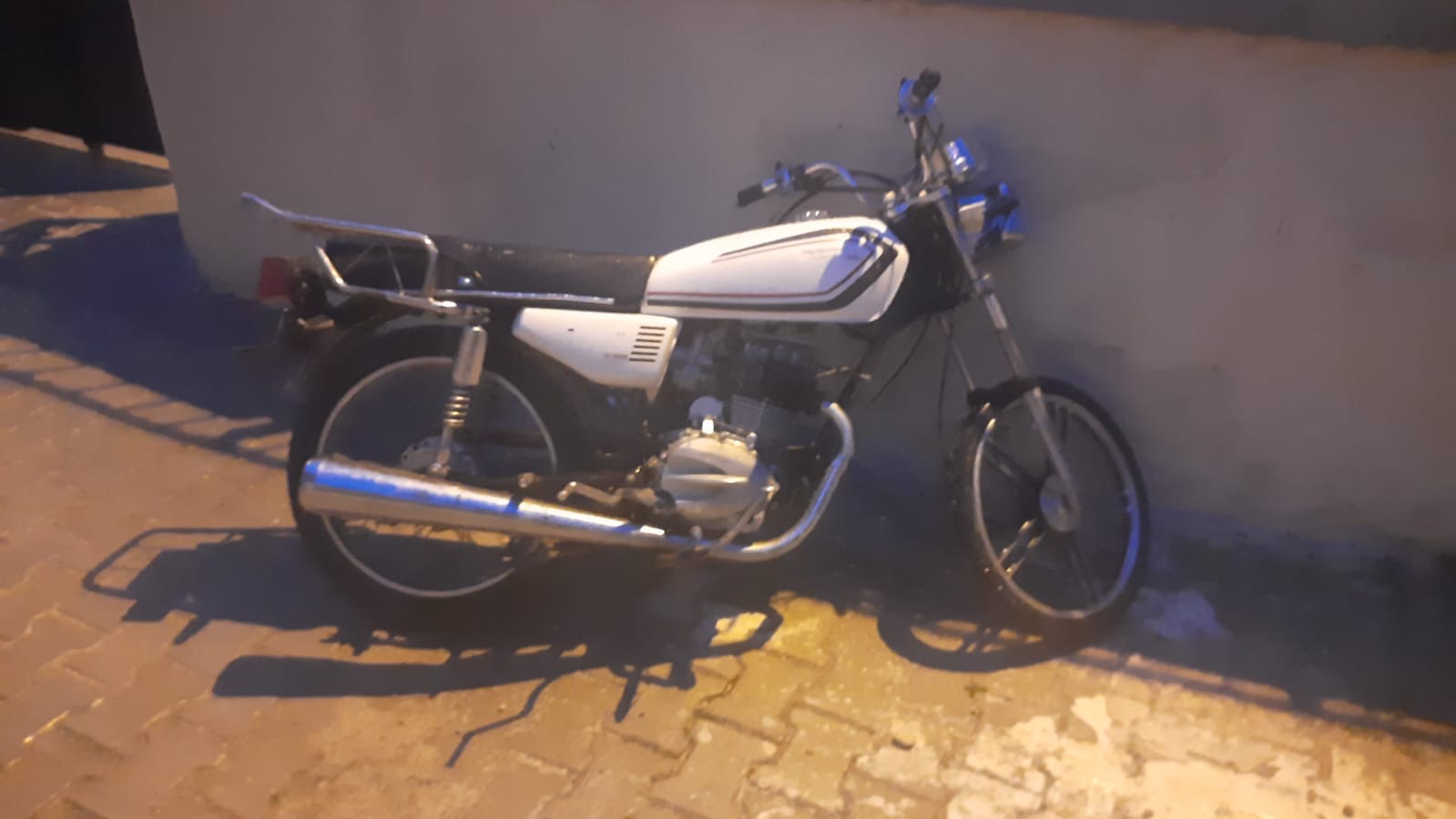 Dinar'da Motosiklet Çalan Şüpheliler Yakalandı