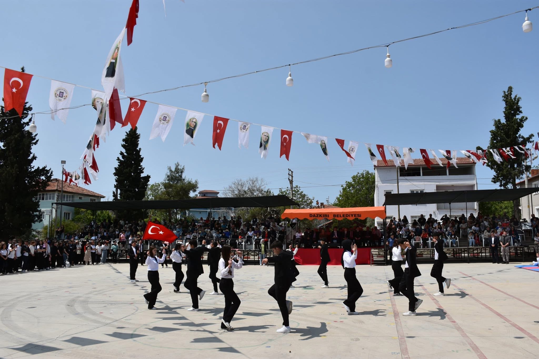 Dazkırı'da 19 Mayıs Coşkuyla Kutlandı
