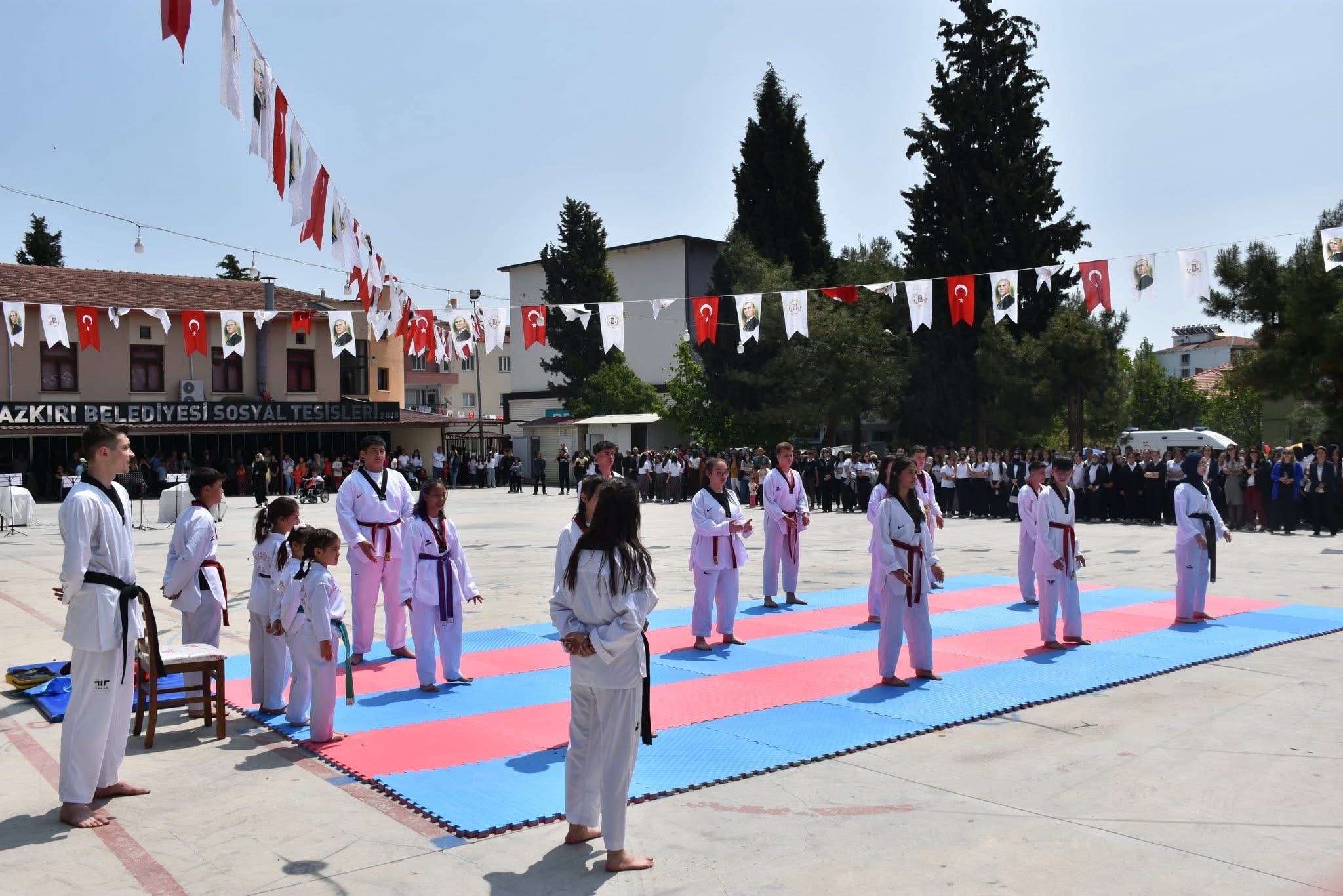 Dazkırı'da 19 Mayıs Coşkuyla Kutlandı