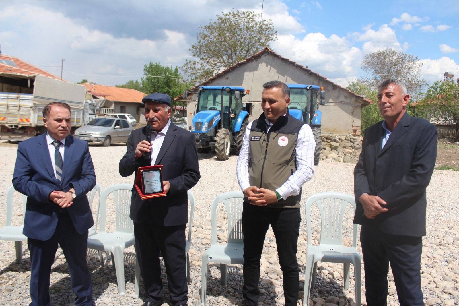 14 MAYIS DÜNYA ÇİFTÇİLER GÜNÜ KUTLU OLSUN..
