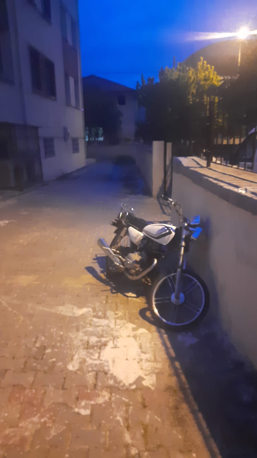 Dinar'da Motosiklet Çalan Şüpheliler Yakalandı