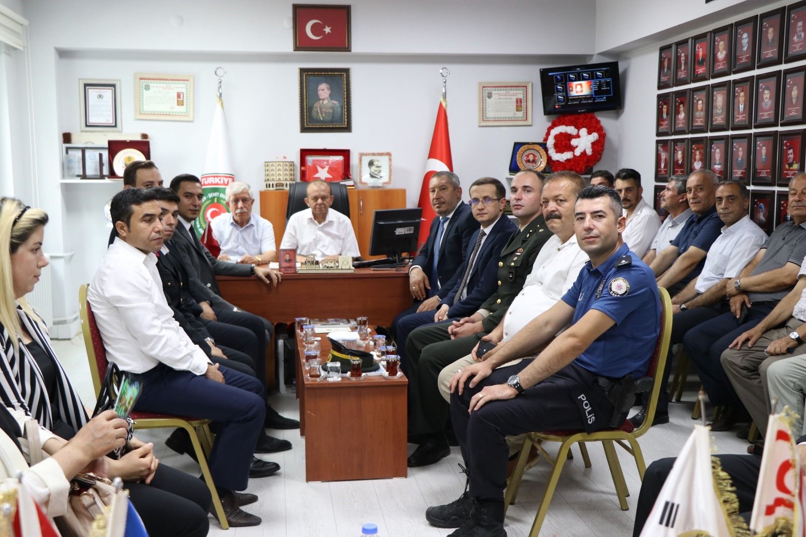 15 Temmuz Demokrasi ve Milli Birlik Günü İlçemizde Çeşitli Etkinliklerle Kutlandı
