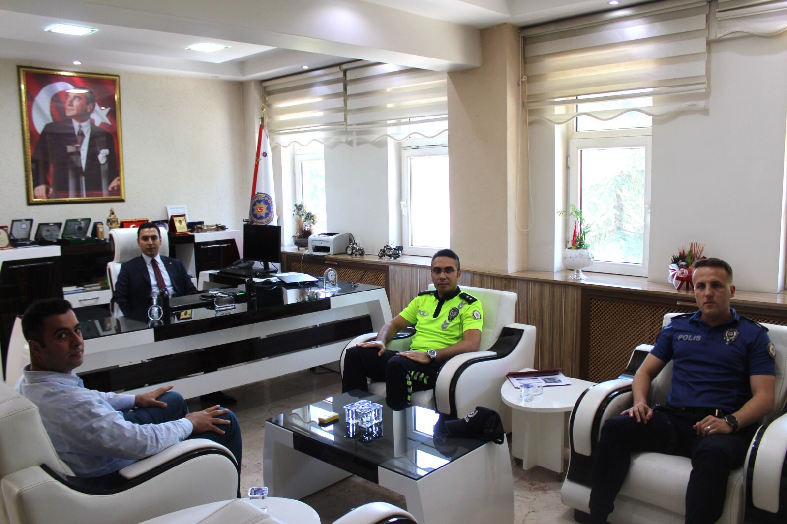 Kaymakamımız Hasan UĞUZ’dan Emniyet, Jandarma ve Bölge Trafik Birimlerine Ziyaret
